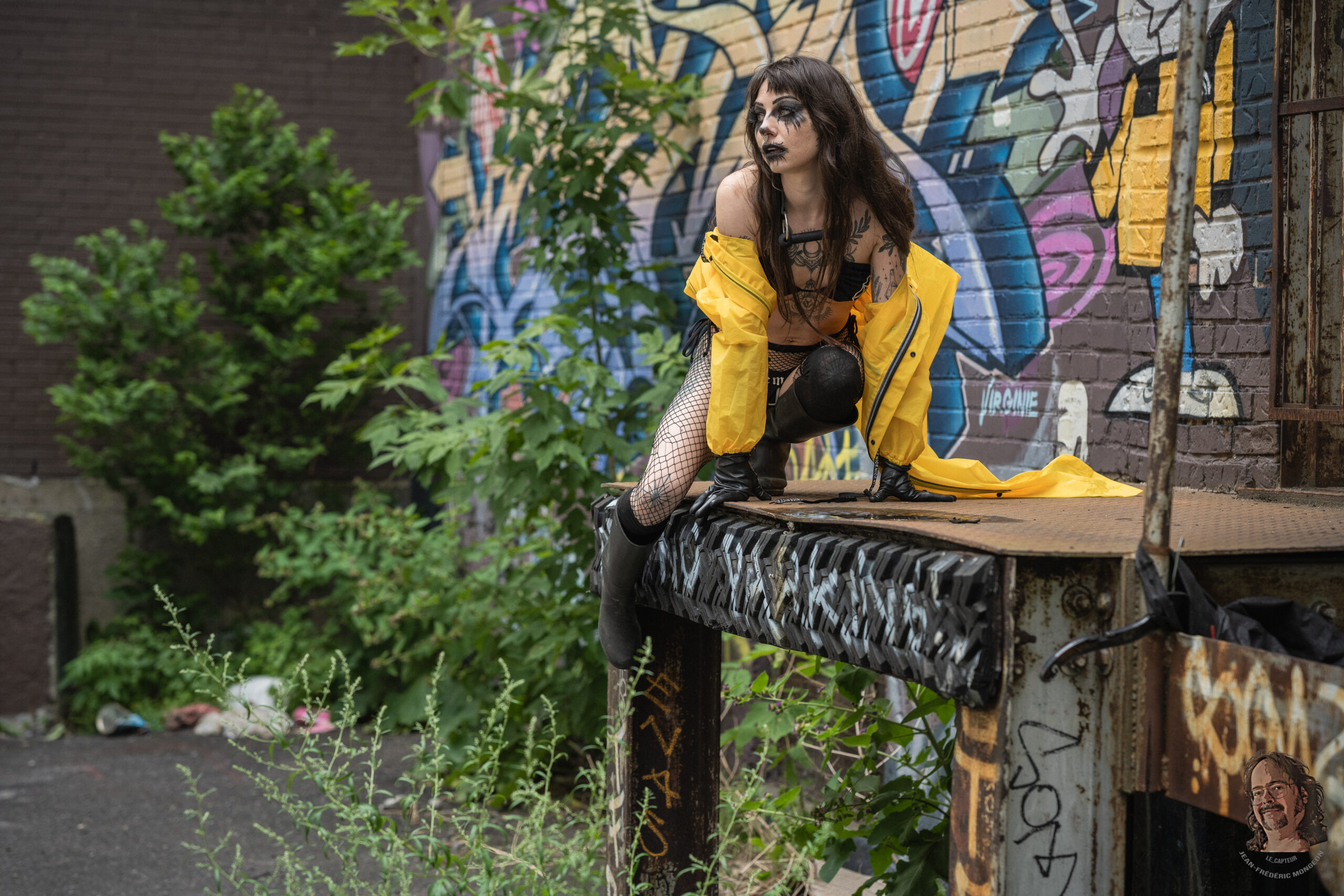 Miss B. – La pluie ne lave rien